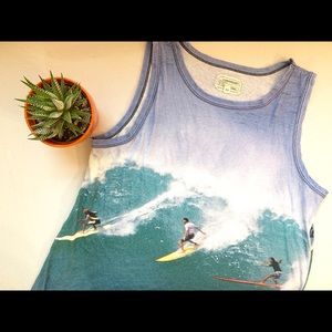 Surfer Tank